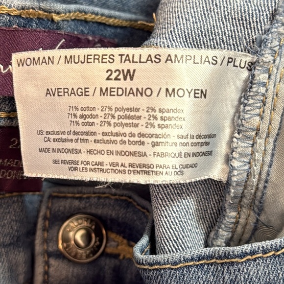 Gloria Vanderbilt Amanda Light Wash Women’s 22W Stretch Denim Jeans - Picture 6 of 9